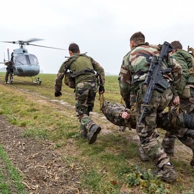 REVUE DÉFENSE NATIONALE image